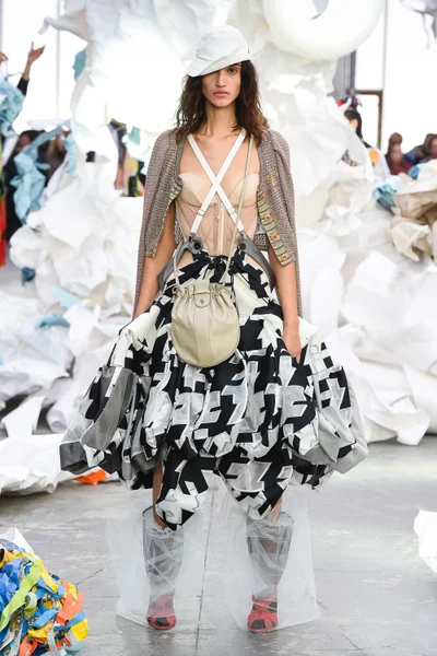 Look 59